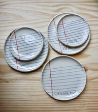 Load image into Gallery viewer, Paper Plates