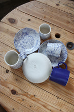 Load image into Gallery viewer, Wood Grain/Blue Splatter Bowl