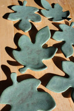 Load image into Gallery viewer, Leaf Trinket Dish