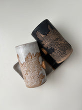 Load image into Gallery viewer, Salt &amp; Pepper Shaker Set
