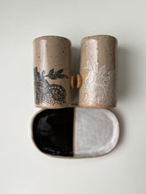 Load image into Gallery viewer, Salt &amp; Pepper Shaker Set
